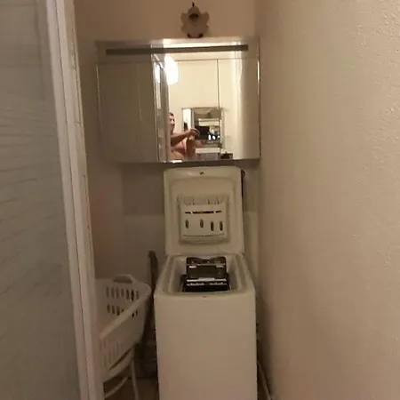 Appartement Bien Equipe 2 Chambres Lit 2 Place, Plus Canape Lit, 5 Personnes, Terrasse Bien Equipe, Planchas, Parking Gratuit Sur Place, A Proximite De Tout Commerce Et De Cure Thermal, Cadarache ,Forcalquier, Gorge Du Verdon , Moustier, Montagne De Volx Buitenkant foto