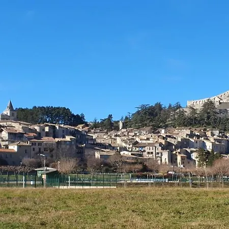 Appartement Bien Equipe 2 Chambres Lit 2 Place, Plus Canape Lit, 5 Personnes, Terrasse Bien Equipe, Planchas, Parking Gratuit Sur Place, A Proximite De Tout Commerce Et De Cure Thermal, Cadarache ,Forcalquier, Gorge Du Verdon , Moustier, Montagne De Volx Buitenkant foto